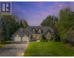 4 STURGEON GLEN ROAD, kawartha lakes (fenelon falls), Ontario