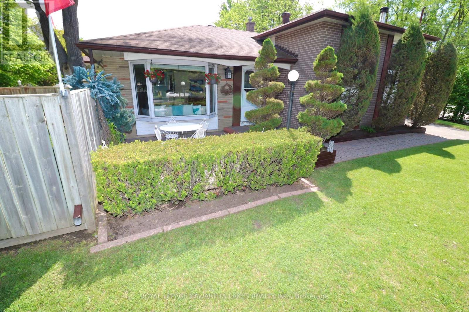 403 Alper Street, Richmond Hill, Ontario  L4C 2Z5 - Photo 15 - N9838882