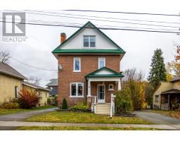 30 SUSSEX STREET N, Kawartha Lakes, Ontario