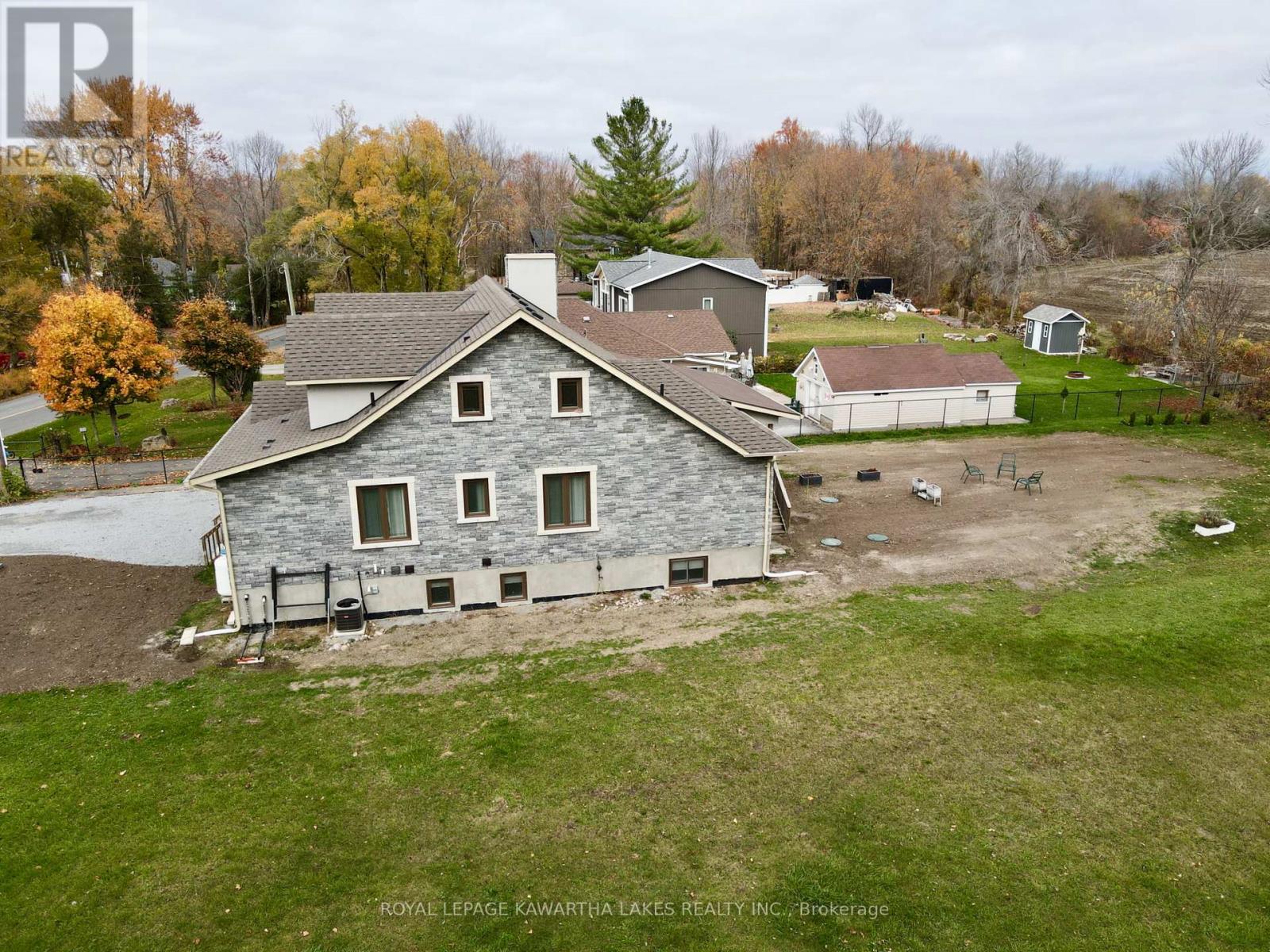 2501 Lakeshore Drive, Ramara, Ontario  L0K 1B0 - Photo 8 - S11889173