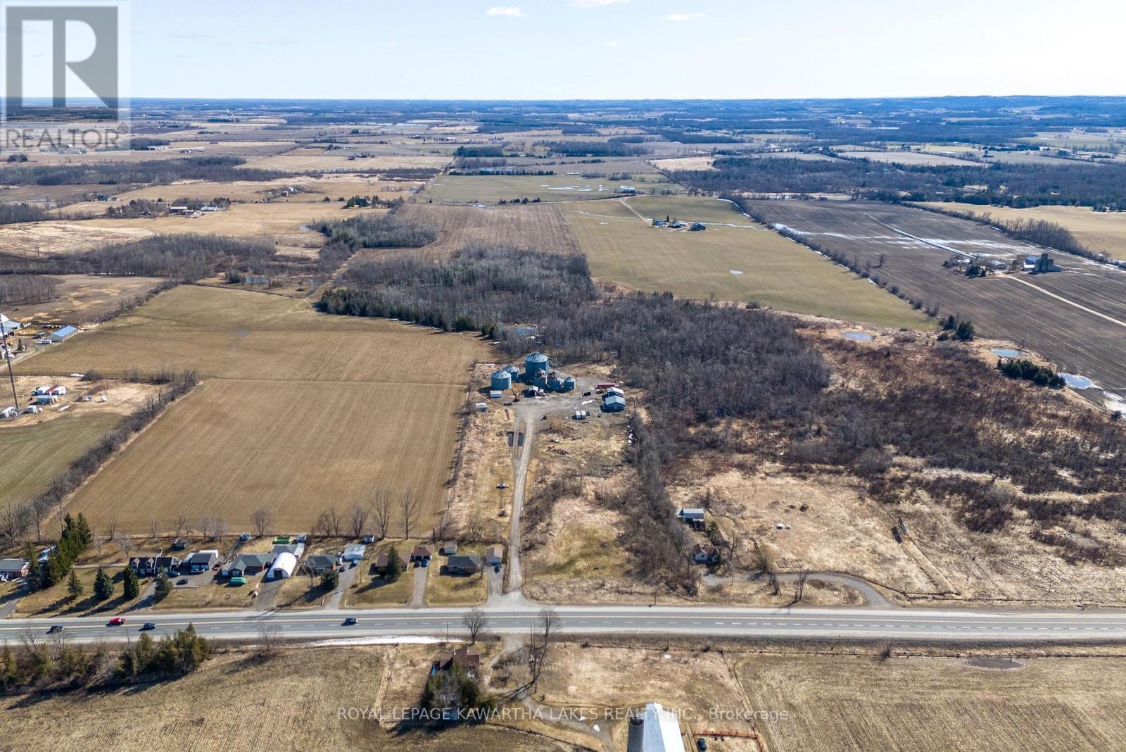 2788 Hwy 35, Kawartha Lakes, Ontario  K9V 4R4 - Photo 4 - X12063492