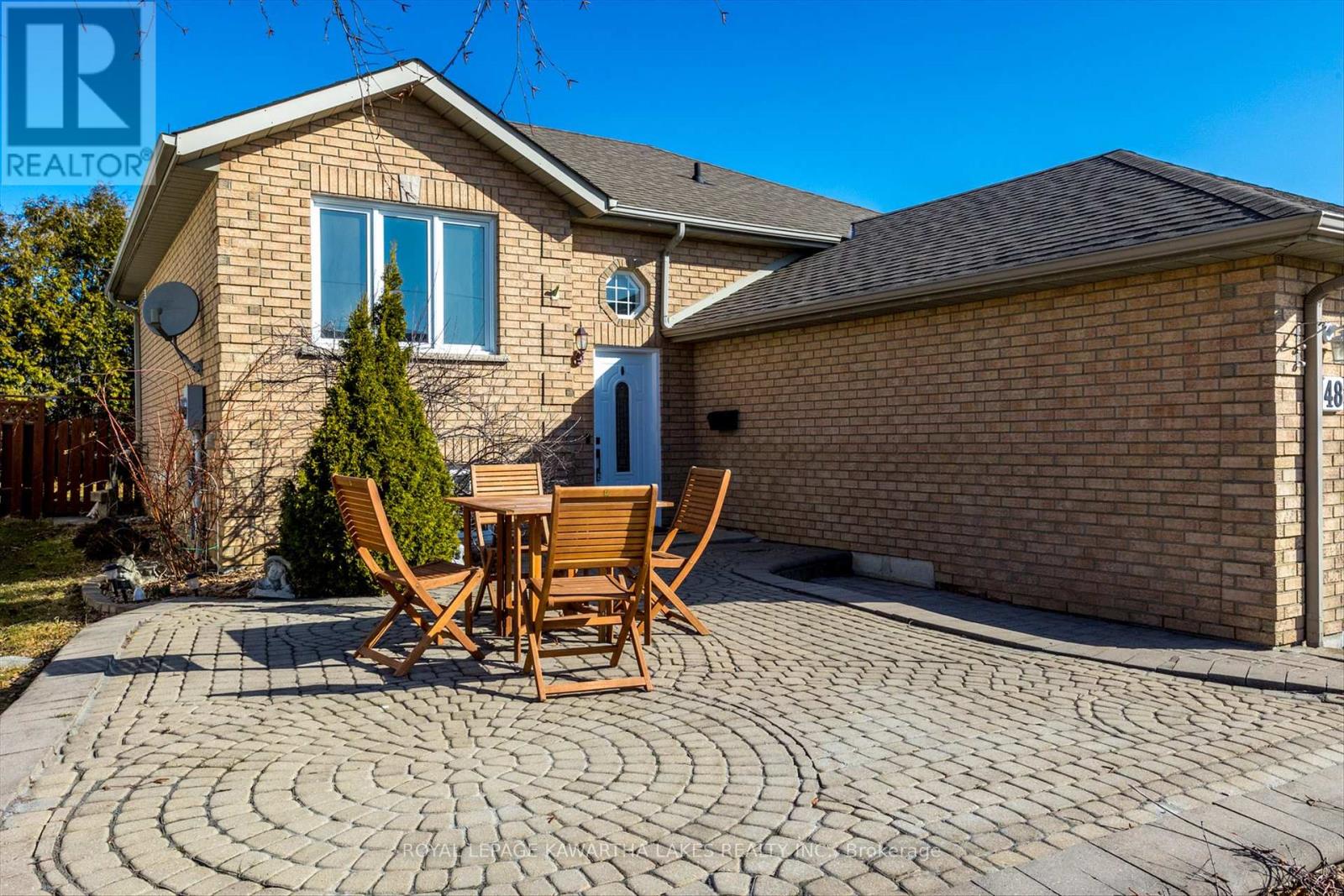 48 Mcgibbon Boulevard, Kawartha Lakes, Ontario  K9V 6G4 - Photo 3 - X12065516