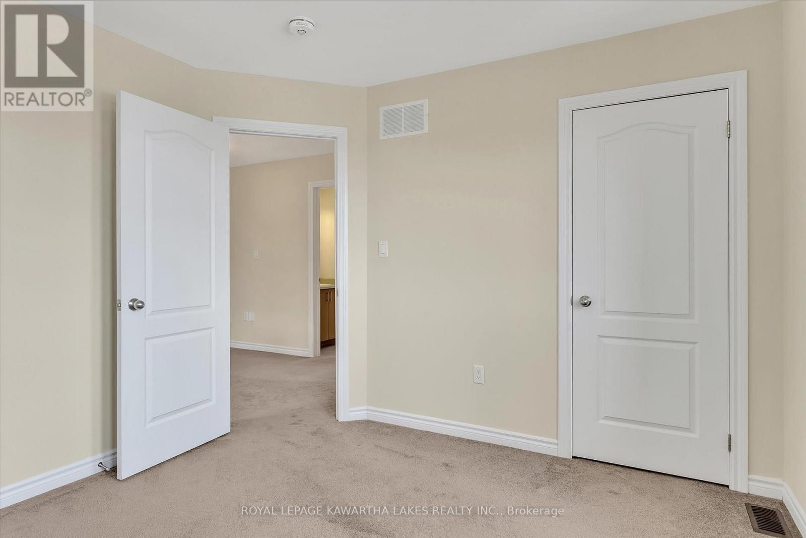 50 Claxton Crescent, Kawartha Lakes, Ontario  K9V 4R1 - Photo 34 - X12071243