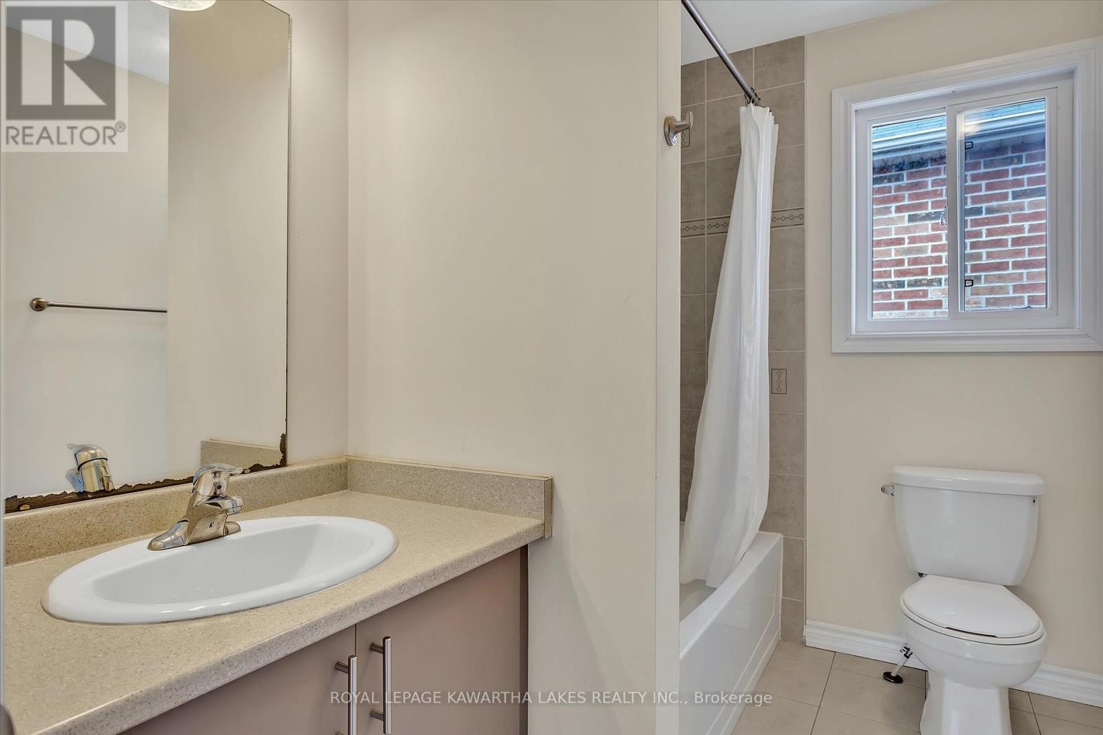 50 Claxton Crescent, Kawartha Lakes, Ontario  K9V 4R1 - Photo 39 - X12071243