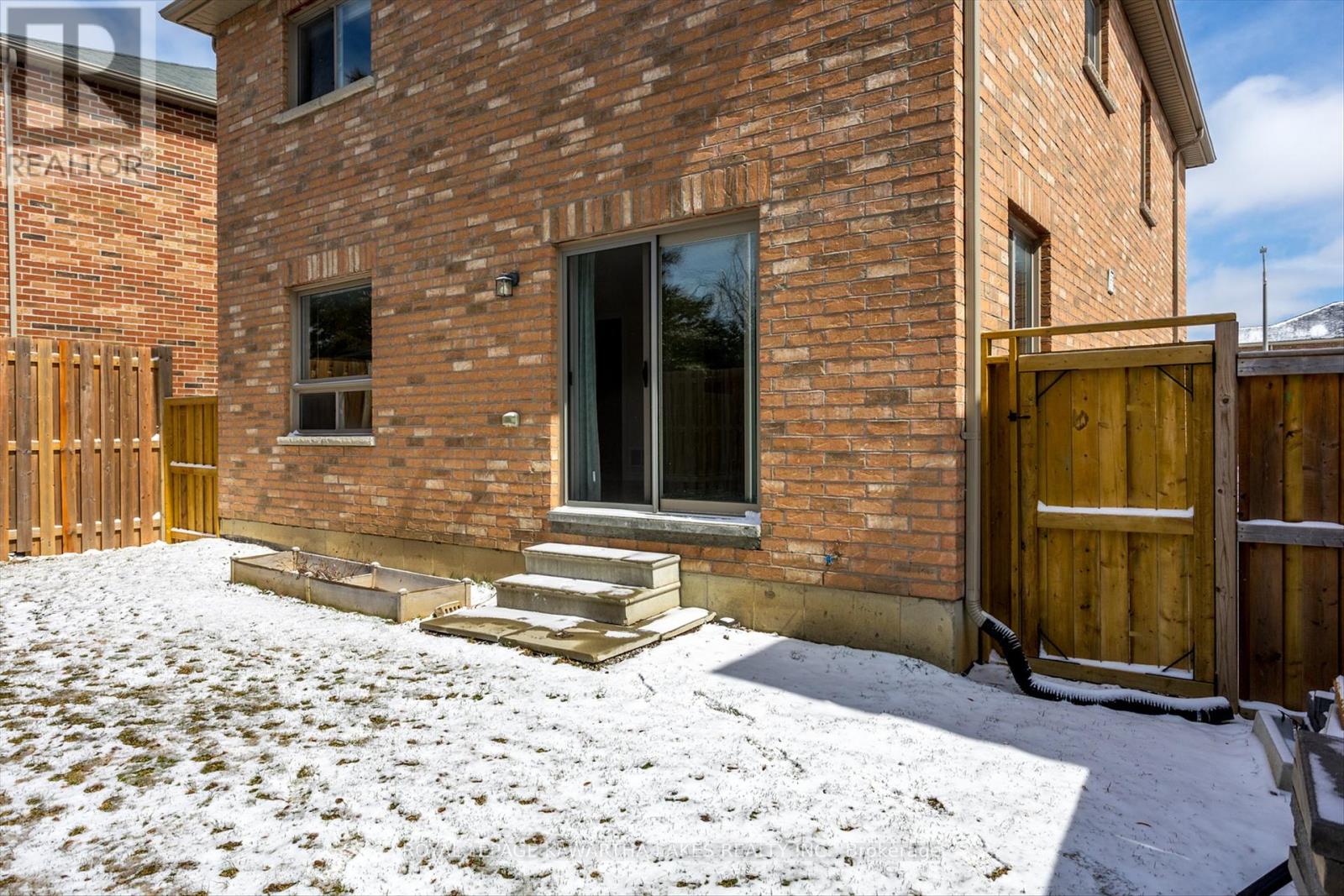 50 Claxton Crescent, Kawartha Lakes, Ontario  K9V 4R1 - Photo 43 - X12071243