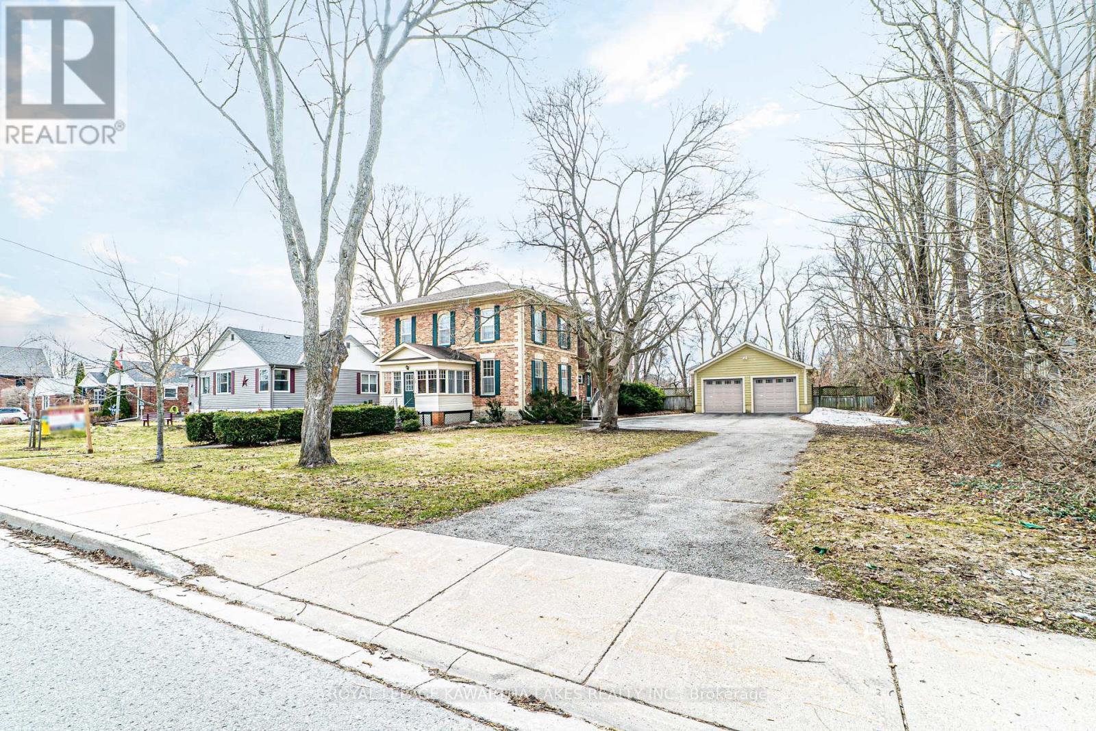 59 Regent Street, Kawartha Lakes, Ontario  K9V 3V3 - Photo 5 - X12083607