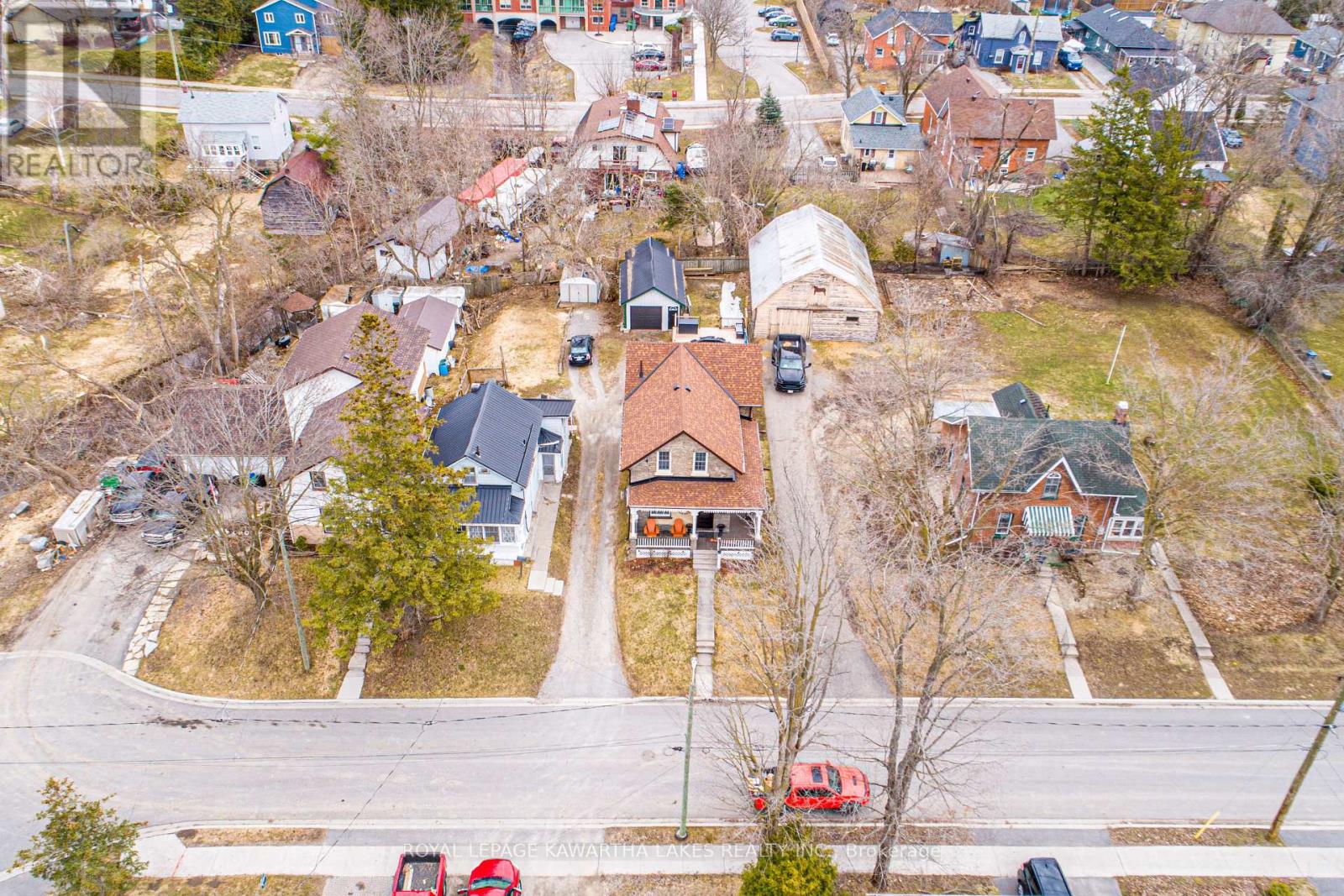 42 Caroline Street, Kawartha Lakes, Ontario  K9V 1T1 - Photo 4 - X12083749