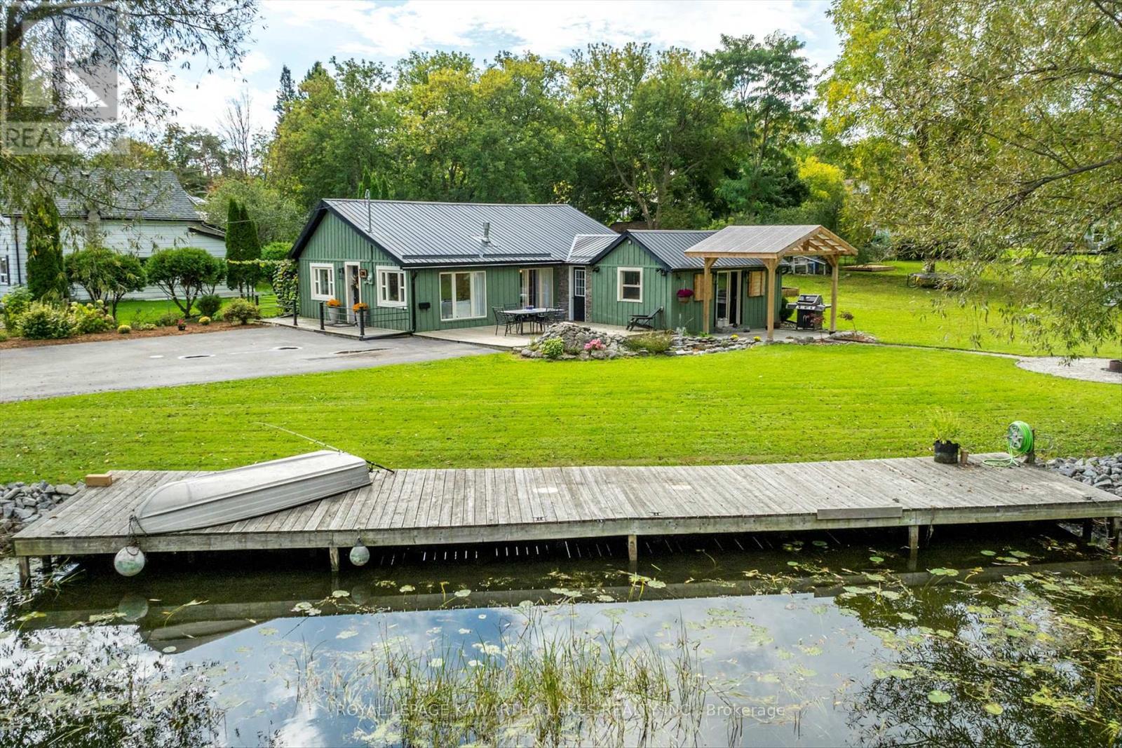 1 Water Street, Kawartha Lakes, Ontario  K9V 2C7 - Photo 37 - X12093091