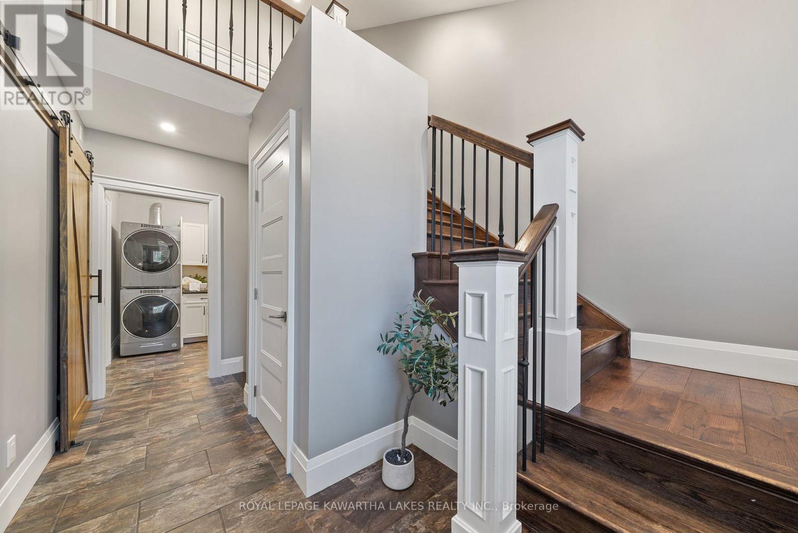 29 Rustlewood Avenue, Kawartha Lakes, Ontario  L0A 1A0 - Photo 24 - X12109681