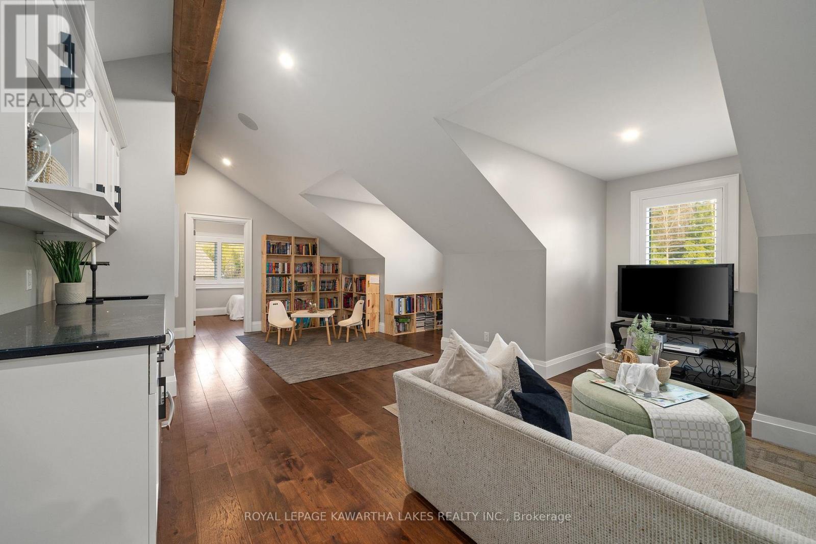 29 Rustlewood Avenue, Kawartha Lakes, Ontario  L0A 1A0 - Photo 26 - X12109681