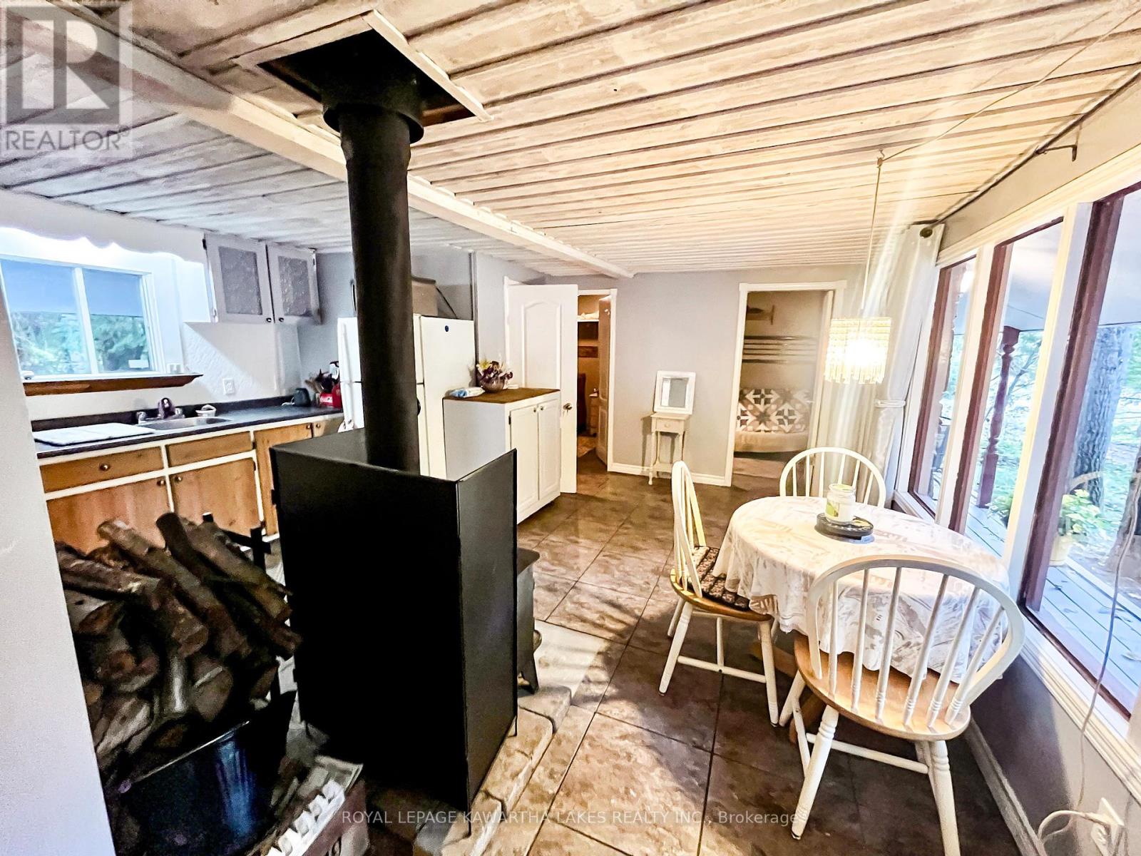 81 Mcguire Beach Road, Kawartha Lakes, Ontario  K0M 2B0 - Photo 18 - X12127841