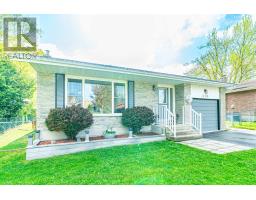 115 MEADOWLANDS DRIVE, Brock, Ontario