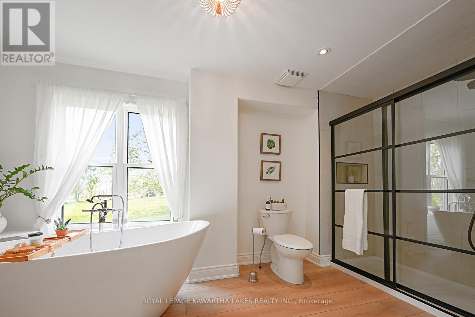 28 Rutland Street E, Kawartha Lakes, Ontario  K0L 2W0 - Photo 12 - X12158669