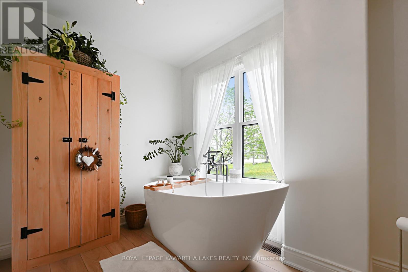 28 Rutland Street E, Kawartha Lakes, Ontario  K0L 2W0 - Photo 13 - X12158669