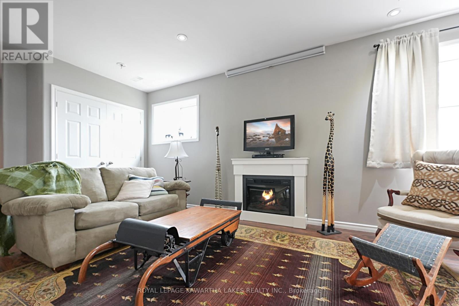 28 Rutland Street E, Kawartha Lakes, Ontario  K0L 2W0 - Photo 38 - X12158669
