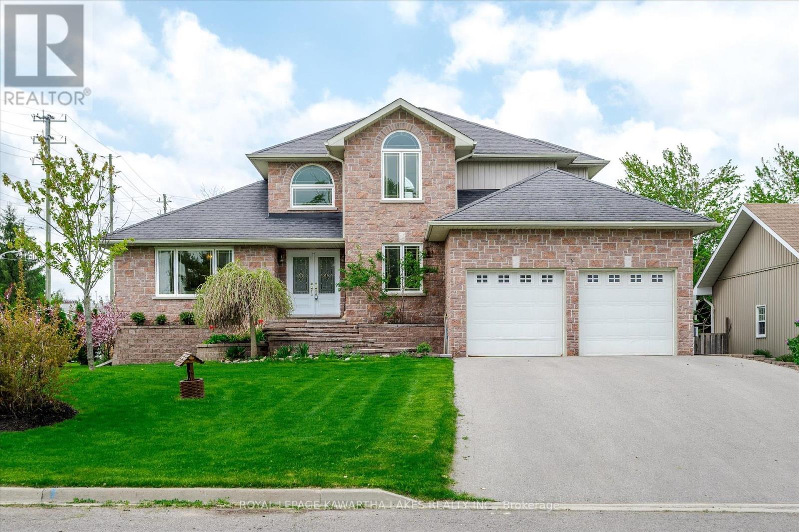 1 William Booth Crescent, Kawartha Lakes, Ontario  K9V 6E1 - Photo 1 - X12161671