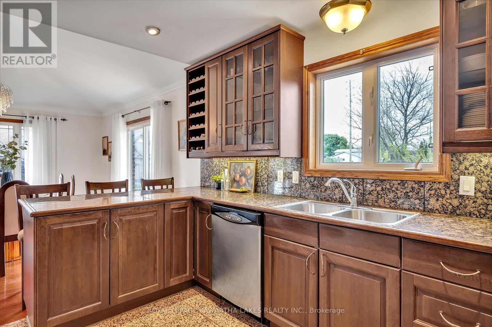 1 William Booth Crescent, Kawartha Lakes, Ontario  K9V 6E1 - Photo 14 - X12161671