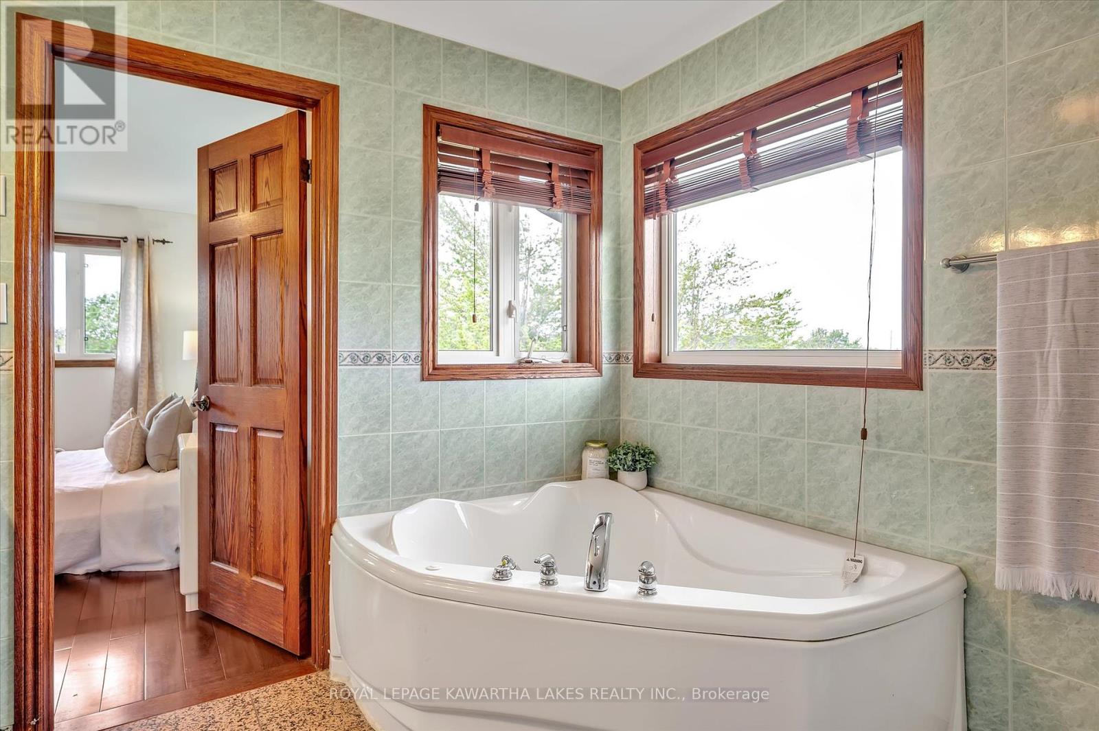 1 William Booth Crescent, Kawartha Lakes, Ontario  K9V 6E1 - Photo 33 - X12161671
