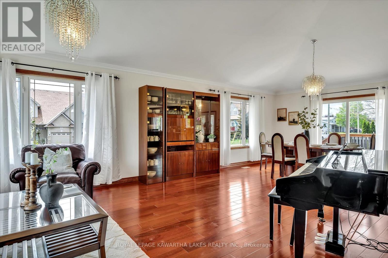 1 William Booth Crescent, Kawartha Lakes, Ontario  K9V 6E1 - Photo 5 - X12161671
