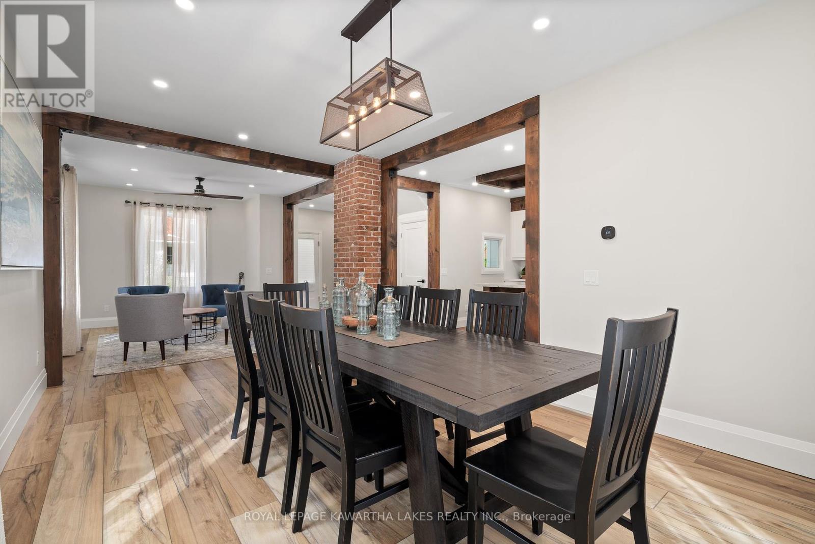 45 Oak Street, Kawartha Lakes, Ontario  K0M 1N0 - Photo 11 - X12166782