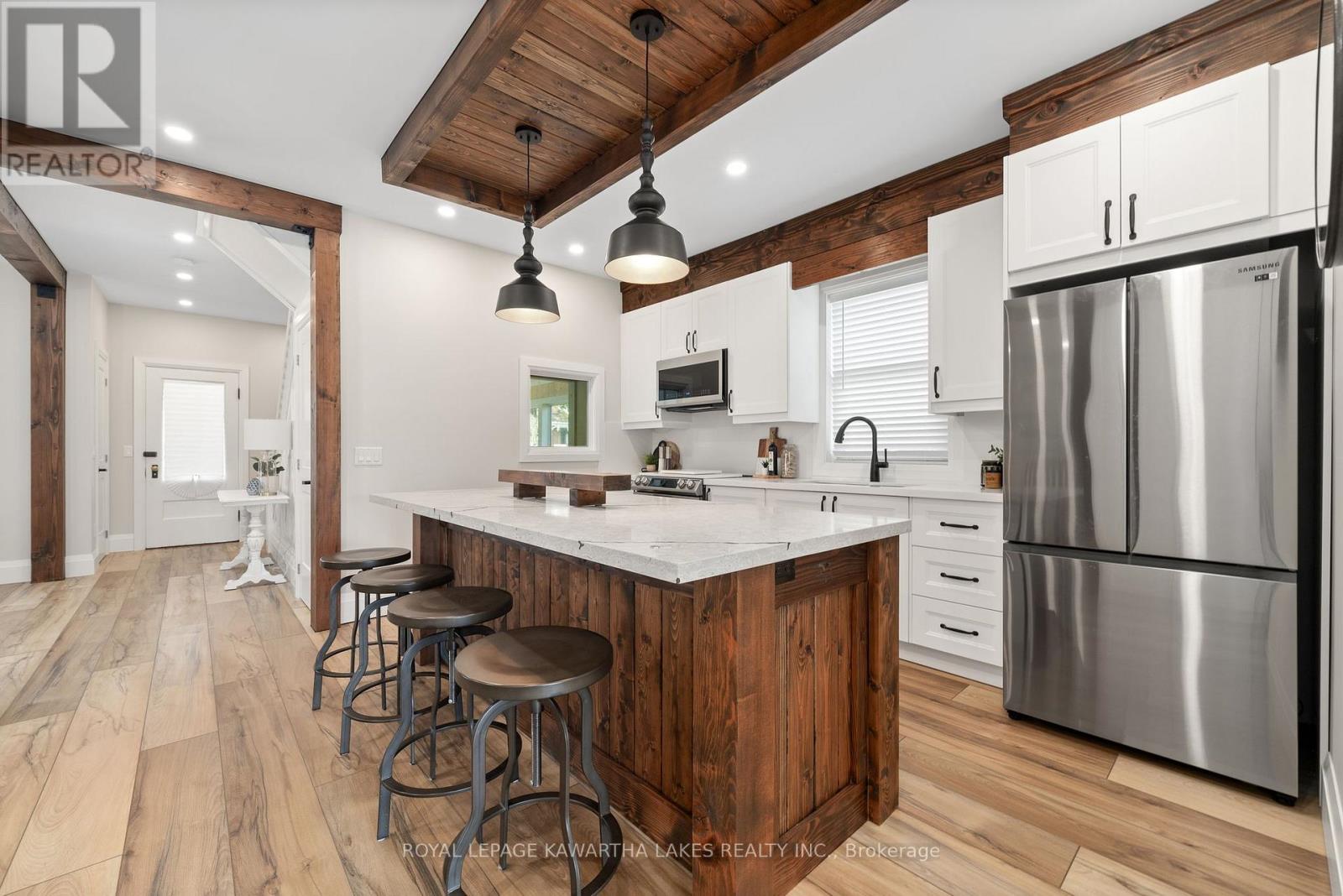 45 Oak Street, Kawartha Lakes, Ontario  K0M 1N0 - Photo 13 - X12166782