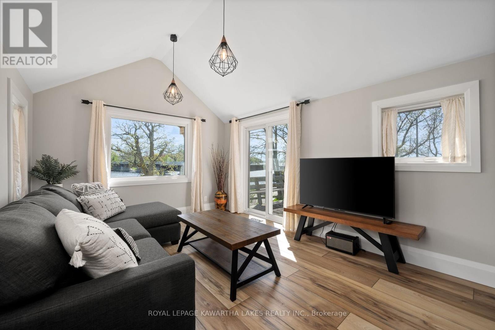 45 Oak Street, Kawartha Lakes, Ontario  K0M 1N0 - Photo 18 - X12166782