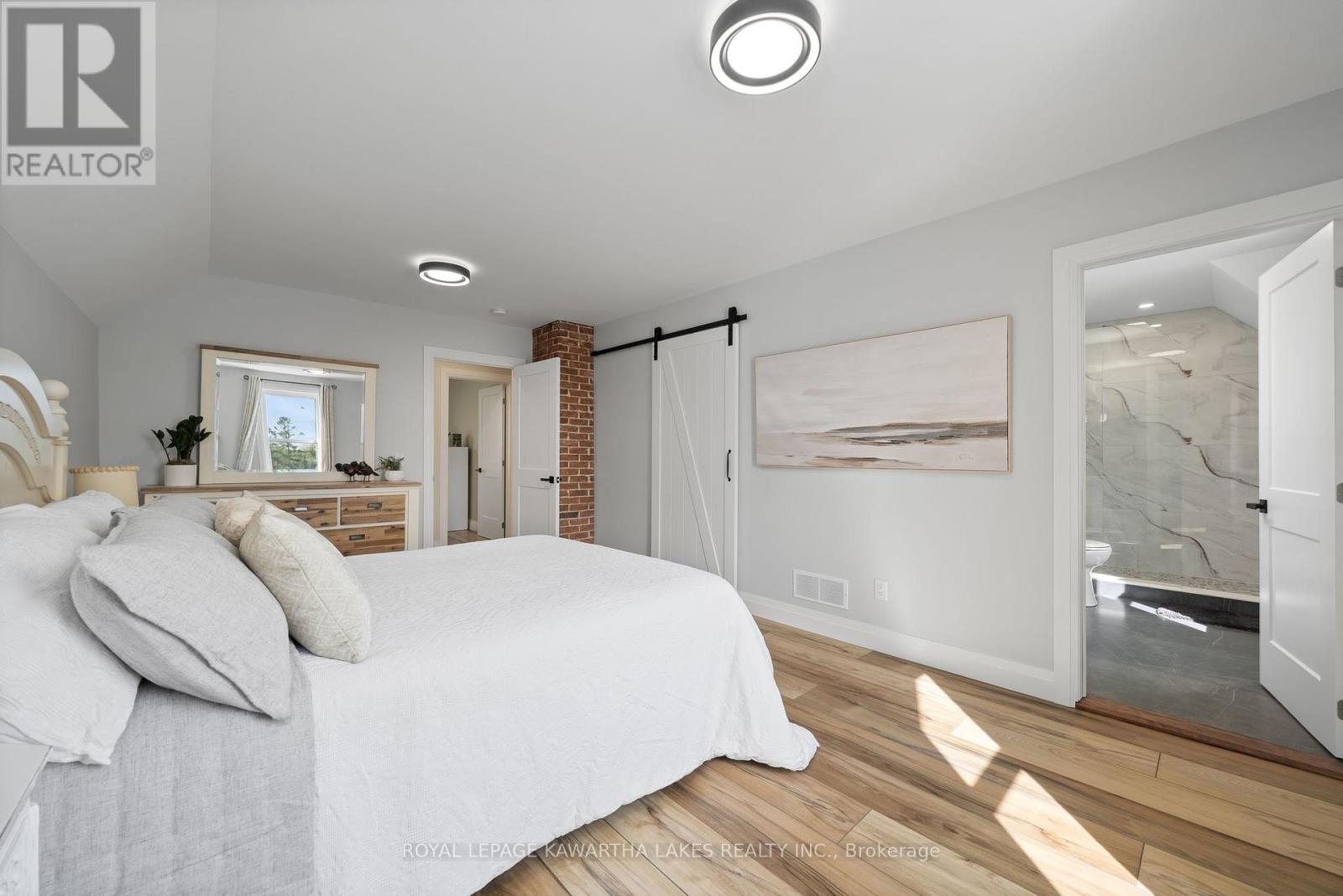 45 Oak Street, Kawartha Lakes, Ontario  K0M 1N0 - Photo 20 - X12166782