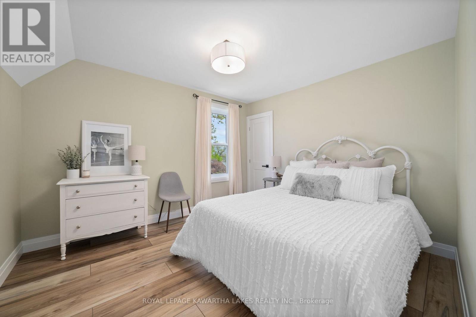 45 Oak Street, Kawartha Lakes, Ontario  K0M 1N0 - Photo 23 - X12166782