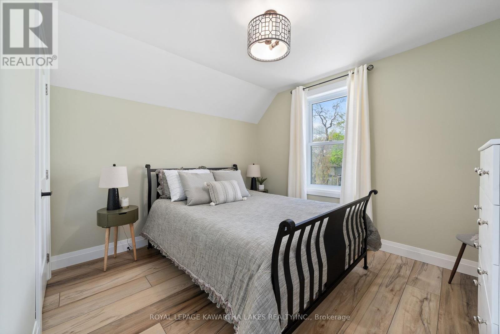 45 Oak Street, Kawartha Lakes, Ontario  K0M 1N0 - Photo 24 - X12166782