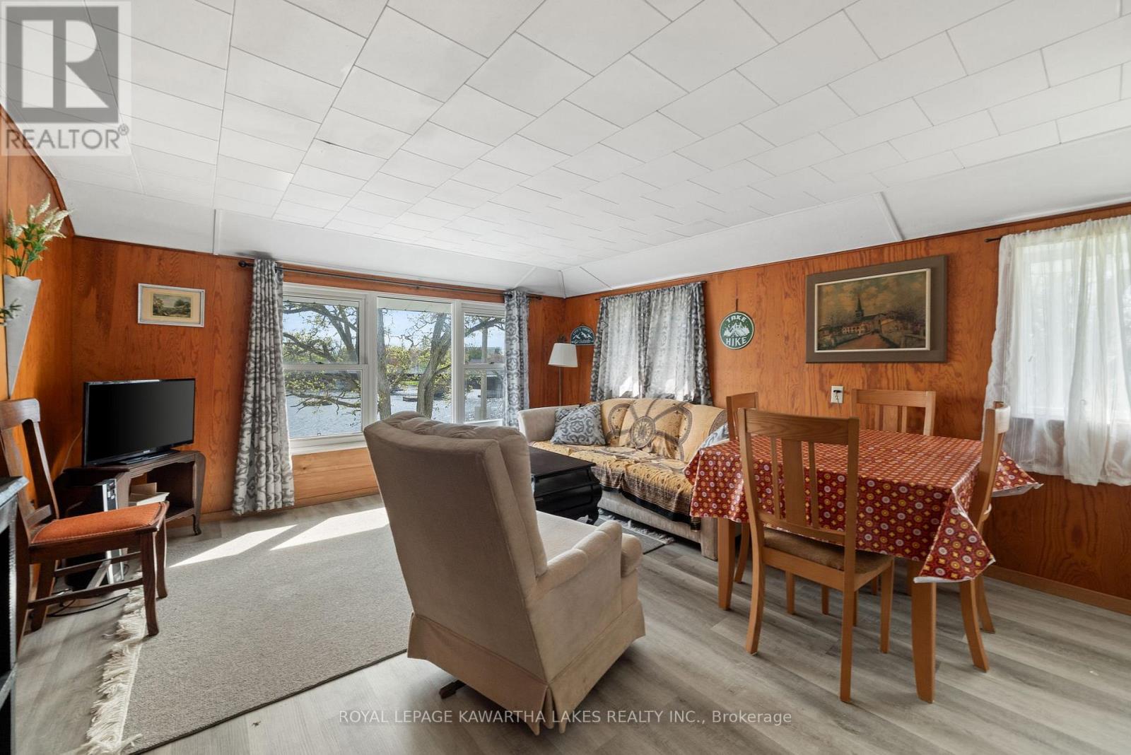 45 Oak Street, Kawartha Lakes, Ontario  K0M 1N0 - Photo 27 - X12166782