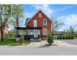 45 OAK STREET, Kawartha Lakes, Ontario