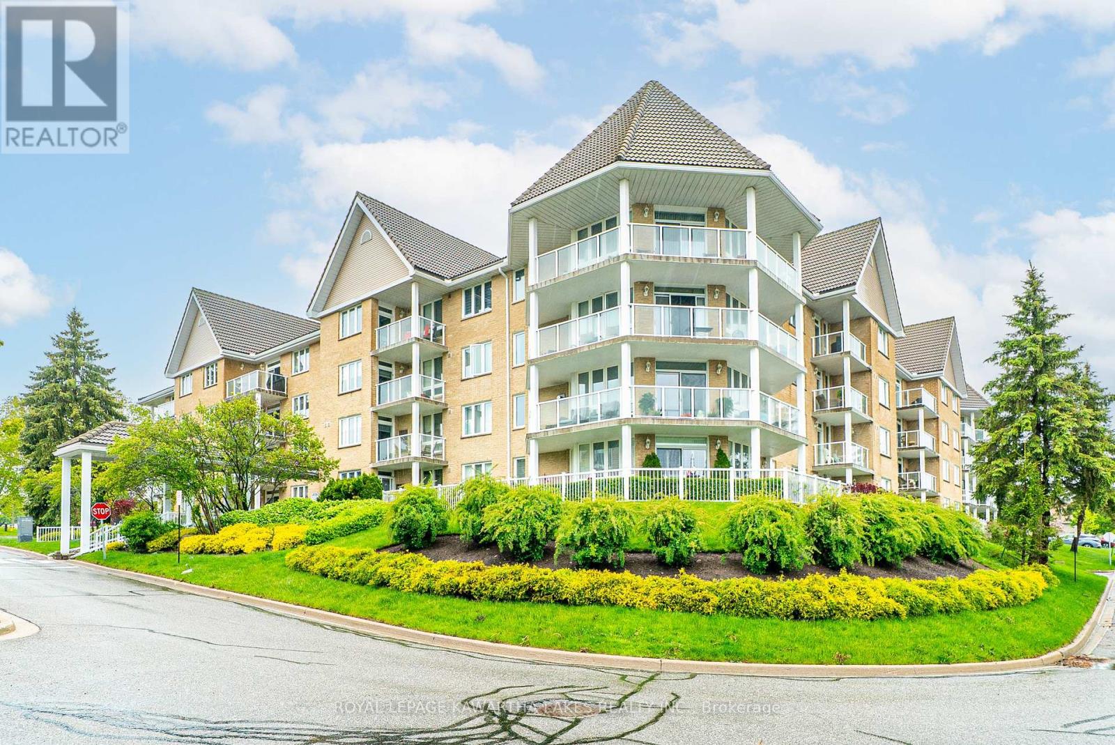 203 - 51 Rivermill Boulevard, Kawartha Lakes, Ontario  K9V 6E8 - Photo 1 - X12169130