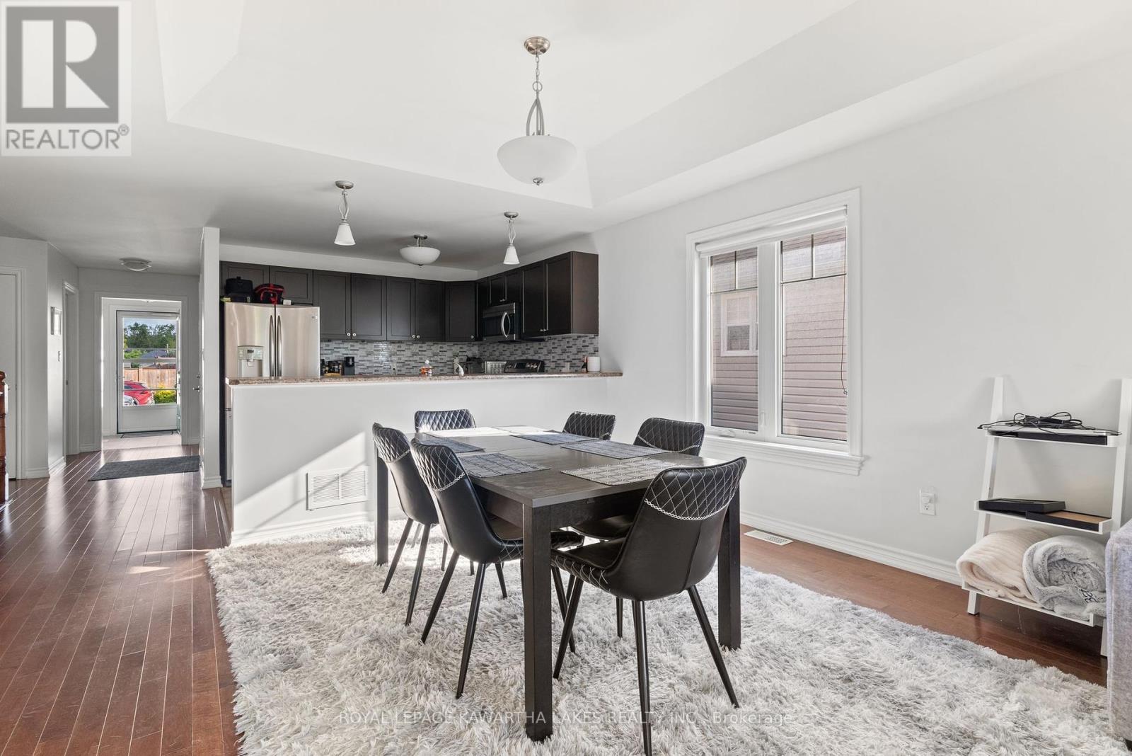 20 Lisbeth Crescent, Kawartha Lakes, Ontario  K9V 0C9 - Photo 10 - X12238923