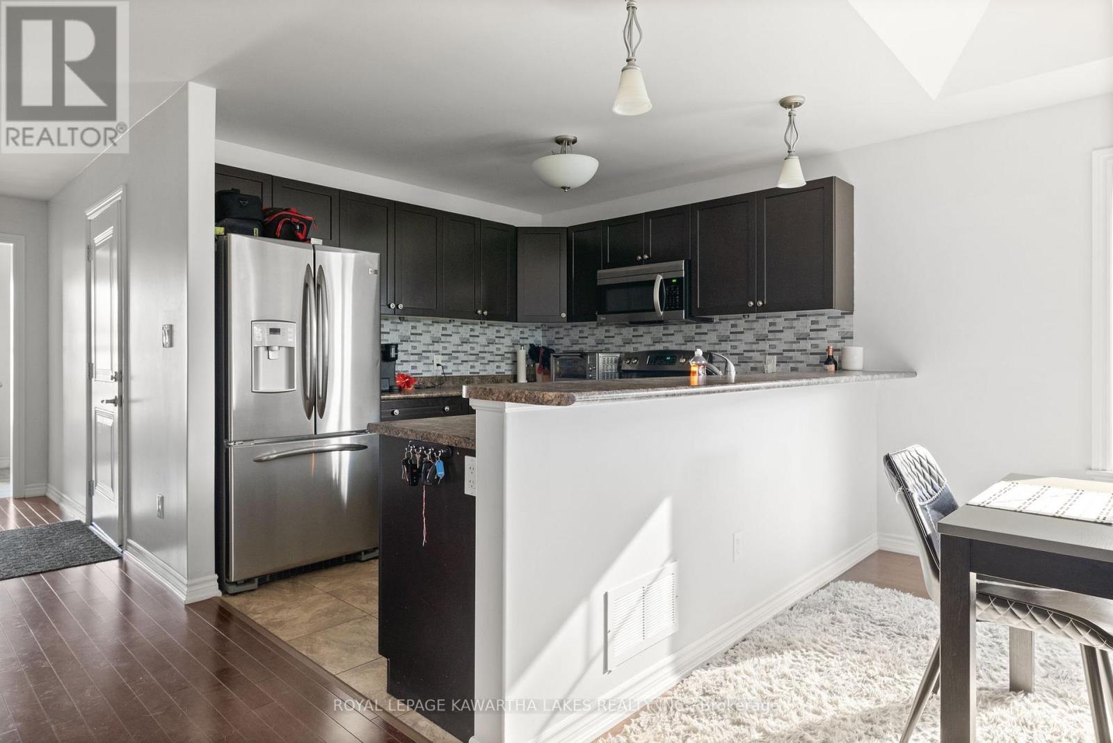 20 Lisbeth Crescent, Kawartha Lakes, Ontario  K9V 0C9 - Photo 13 - X12238923