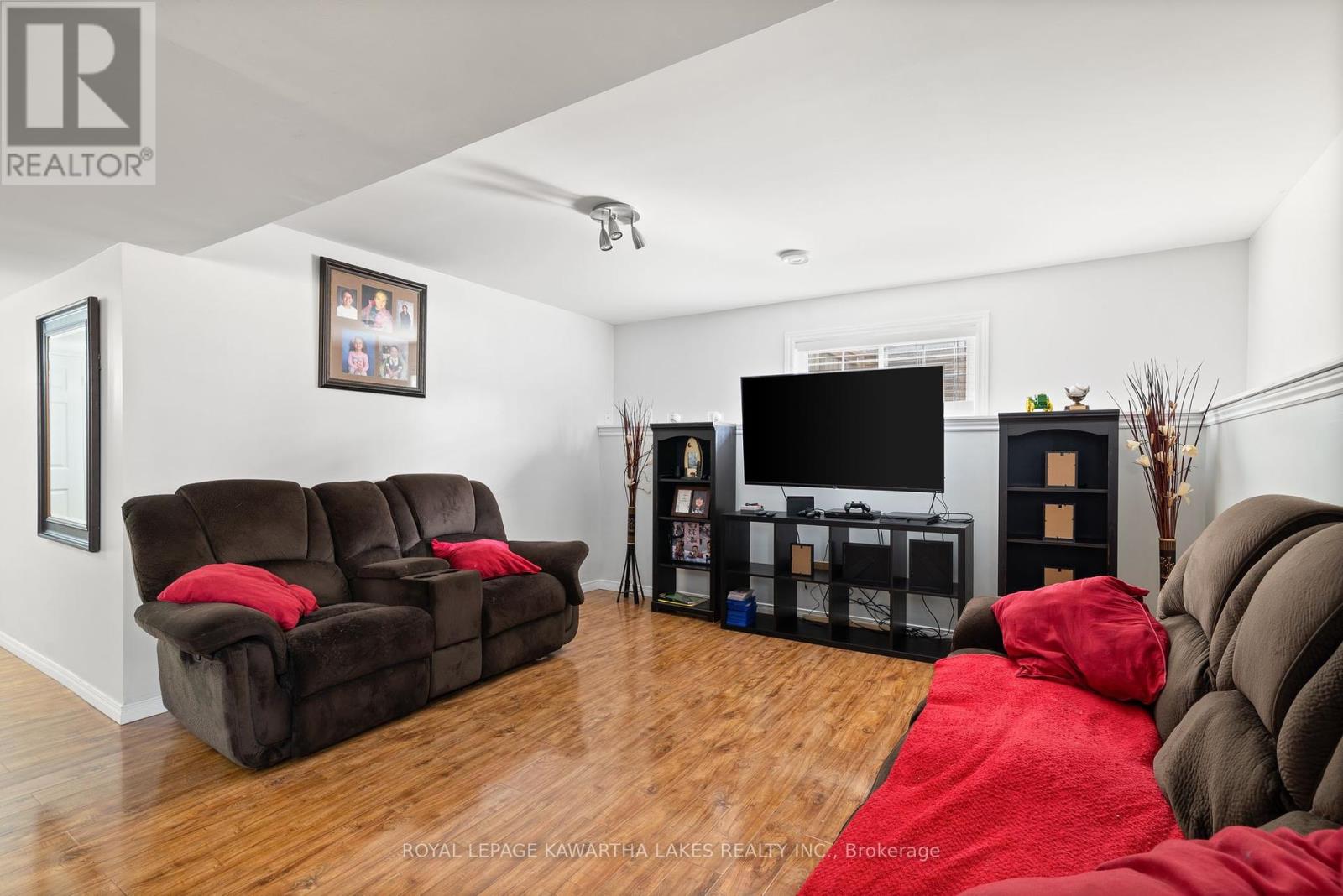 20 Lisbeth Crescent, Kawartha Lakes, Ontario  K9V 0C9 - Photo 21 - X12238923
