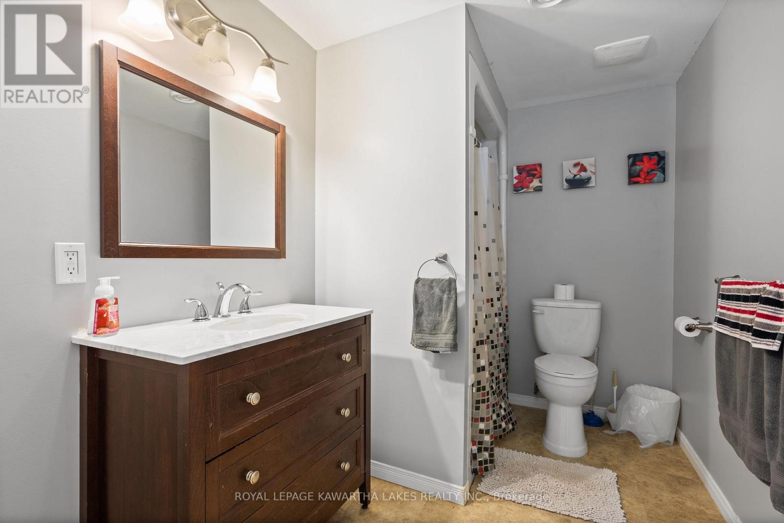 20 Lisbeth Crescent, Kawartha Lakes, Ontario  K9V 0C9 - Photo 26 - X12238923