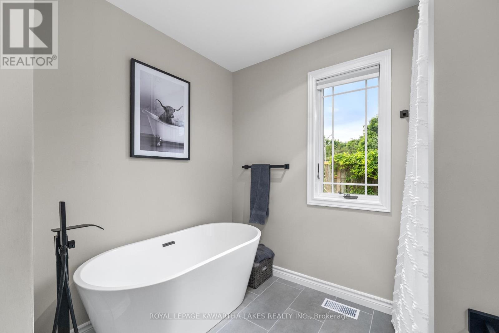 113 Queen Street, Kawartha Lakes, Ontario  K0M 1N0 - Photo 29 - X12240382