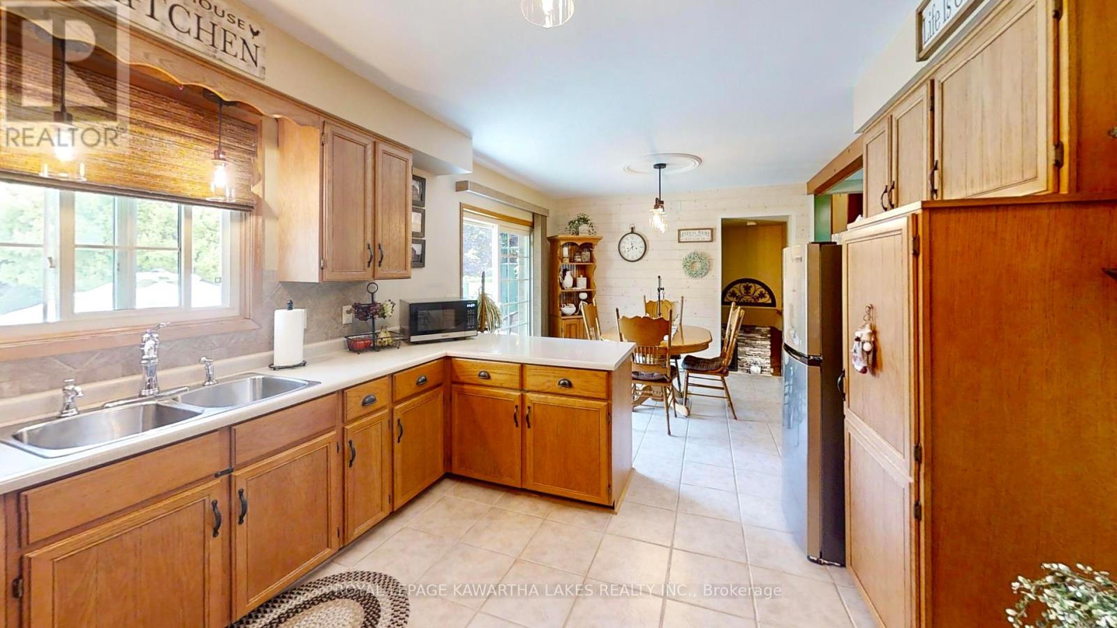 30 Grant Drive, Kawartha Lakes, Ontario  K0M 2M0 - Photo 11 - X12240707