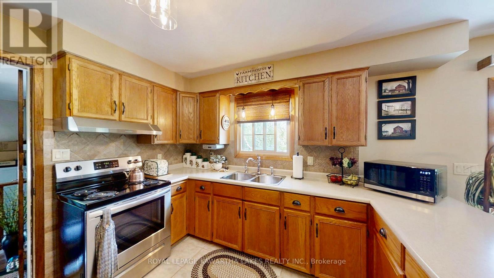 30 Grant Drive, Kawartha Lakes, Ontario  K0M 2M0 - Photo 14 - X12240707