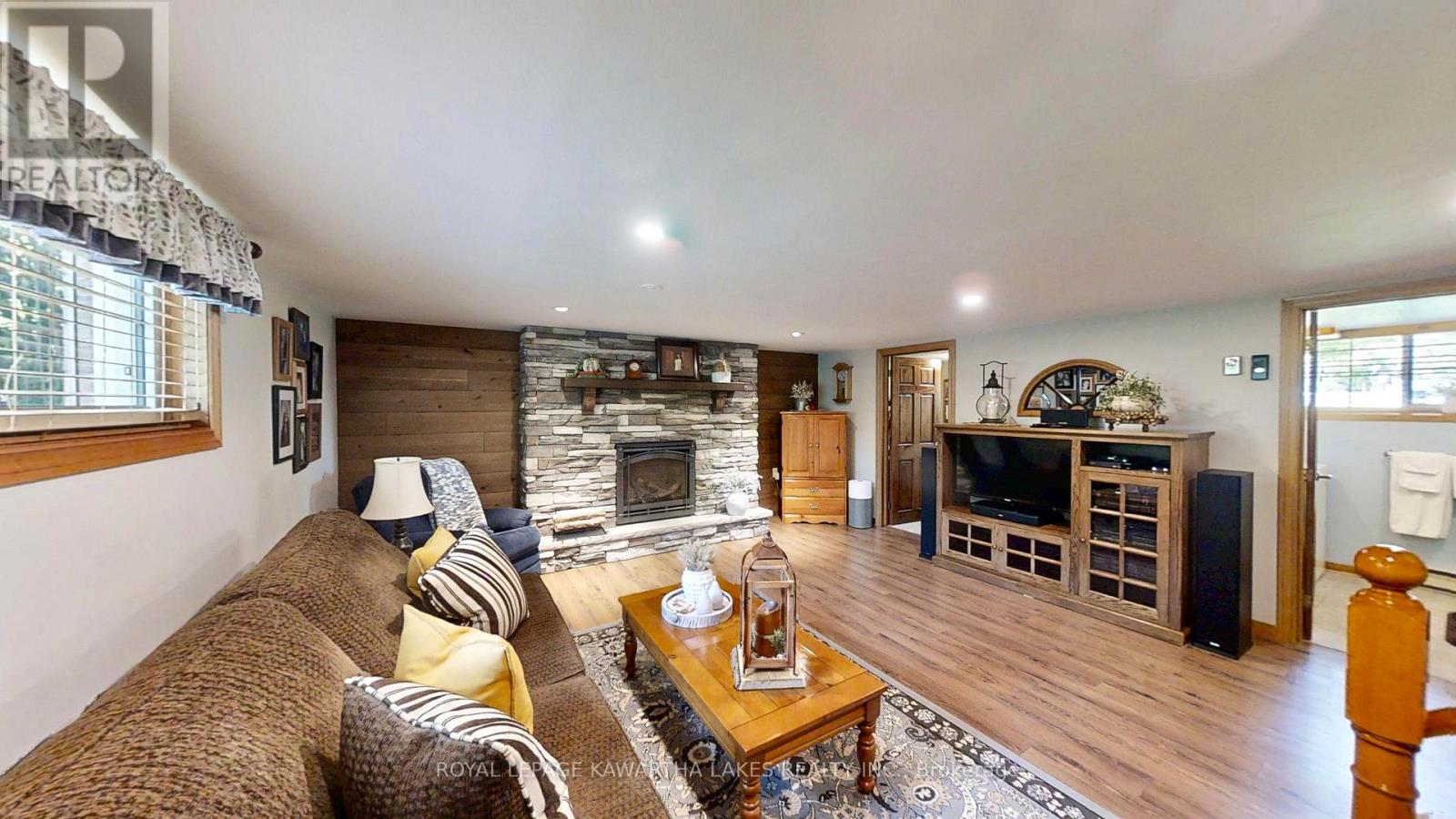 30 Grant Drive, Kawartha Lakes, Ontario  K0M 2M0 - Photo 29 - X12240707