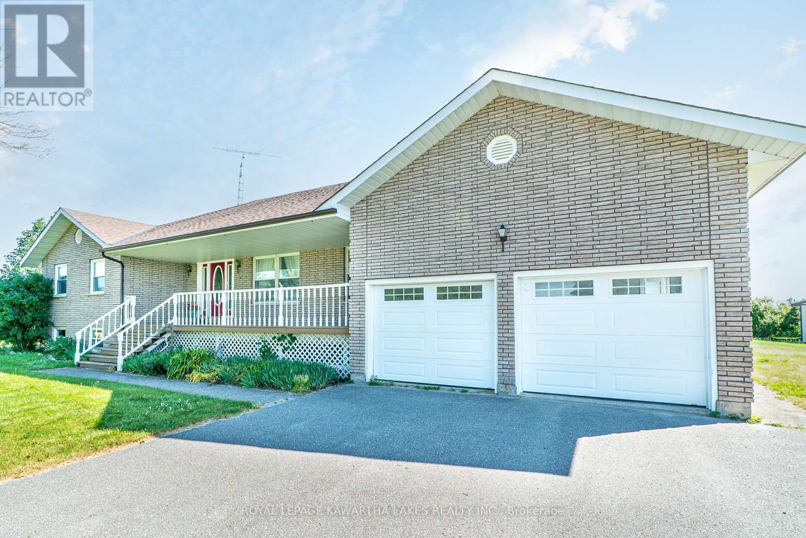 120 Mark Road, Kawartha Lakes, Ontario  K0M 2G0 - Photo 2 - X12246842