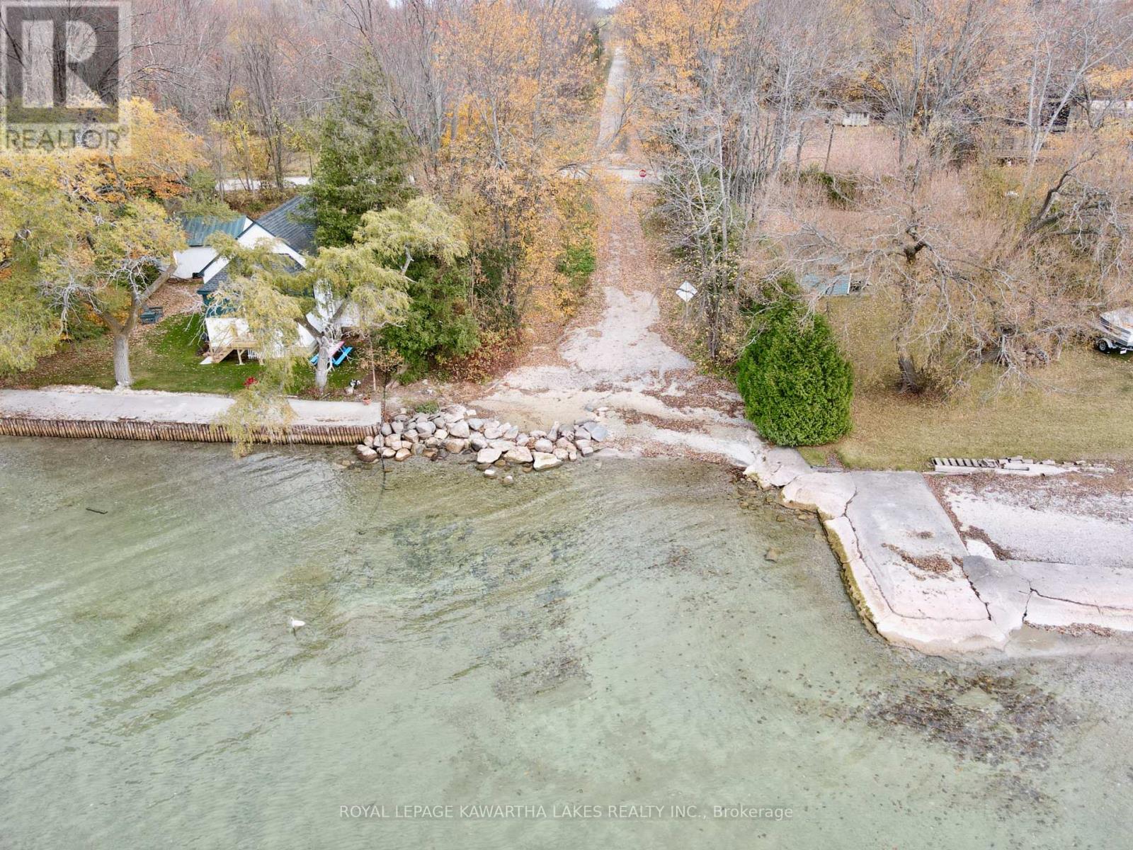 2501 Lakeshore Drive, Ramara, Ontario  L0K 1B0 - Photo 48 - S12278629