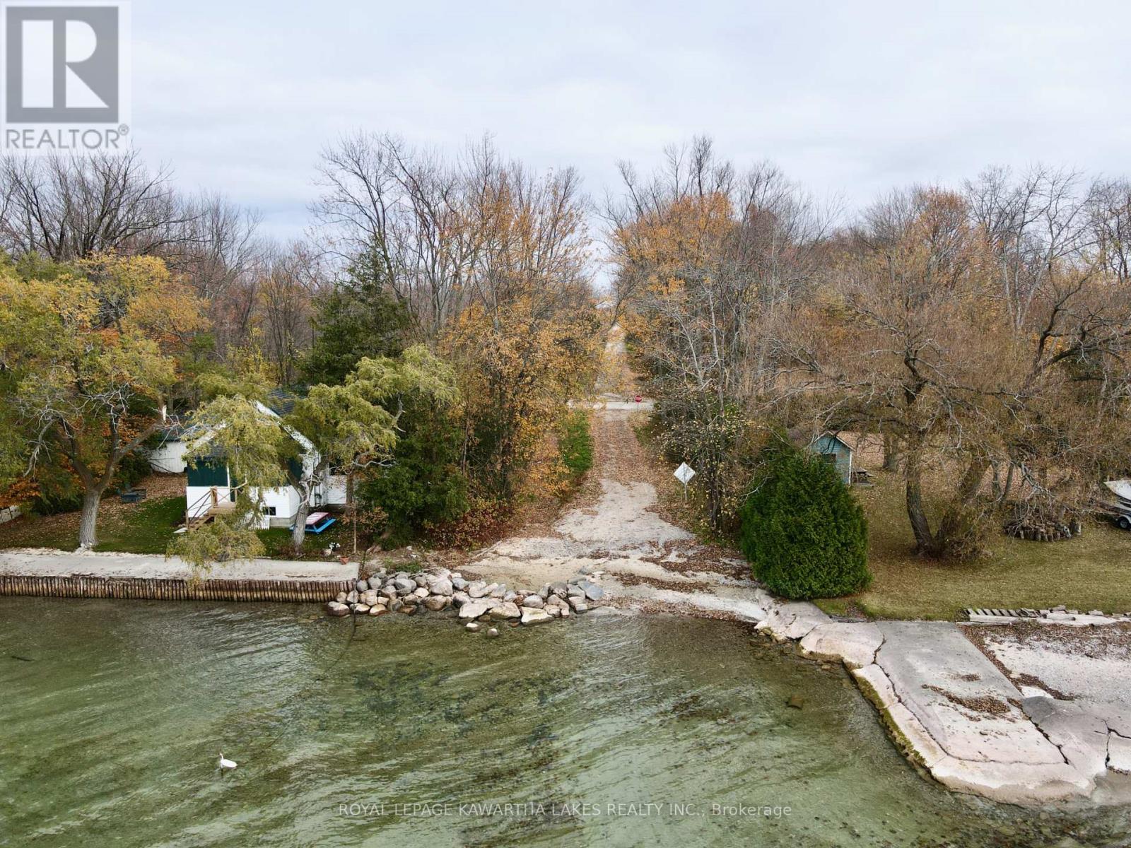 2501 Lakeshore Drive, Ramara, Ontario  L0K 1B0 - Photo 49 - S12278629