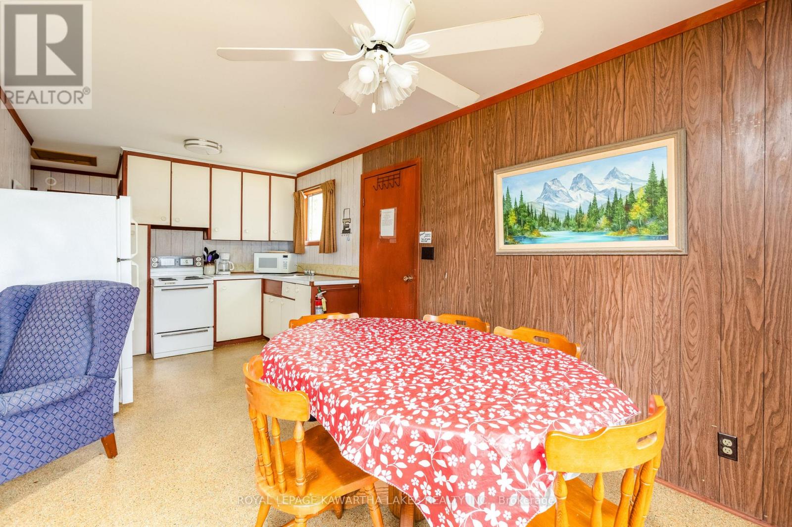 36 Goodman Road, Kawartha Lakes, Ontario  K0M 1N0 - Photo 16 - X12282183