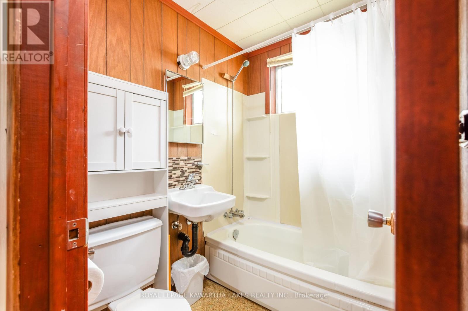 36 Goodman Road, Kawartha Lakes, Ontario  K0M 1N0 - Photo 18 - X12282183