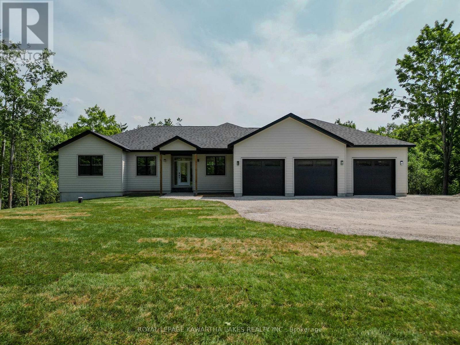 104 Moon Line Road N, Kawartha Lakes, Ontario  K0M 1A0 - Photo 1 - X12282266