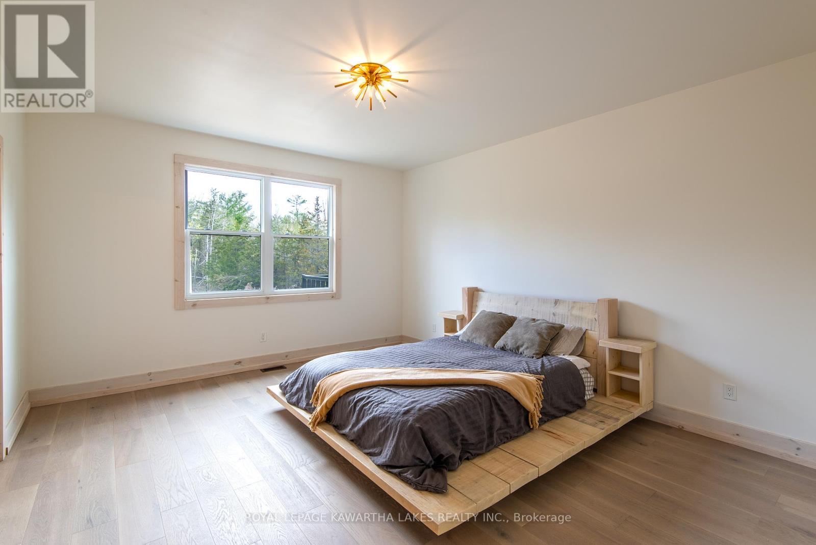 104 Moon Line Road N, Kawartha Lakes, Ontario  K0M 1A0 - Photo 18 - X12282266