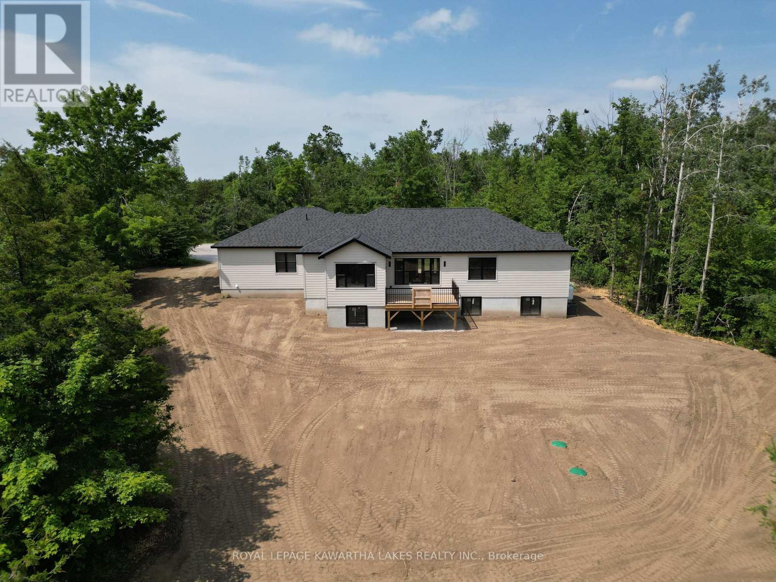 104 Moon Line Road N, Kawartha Lakes, Ontario  K0M 1A0 - Photo 37 - X12282266