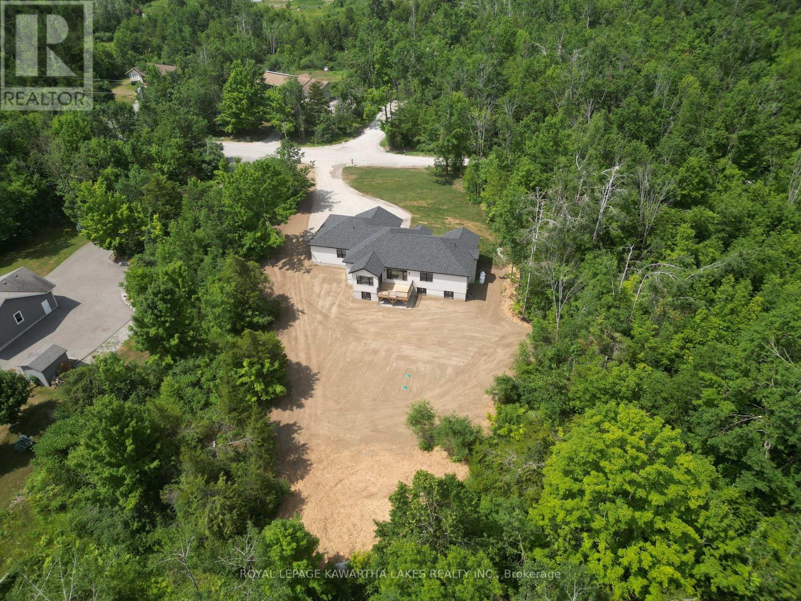 104 Moon Line Road N, Kawartha Lakes, Ontario  K0M 1A0 - Photo 39 - X12282266