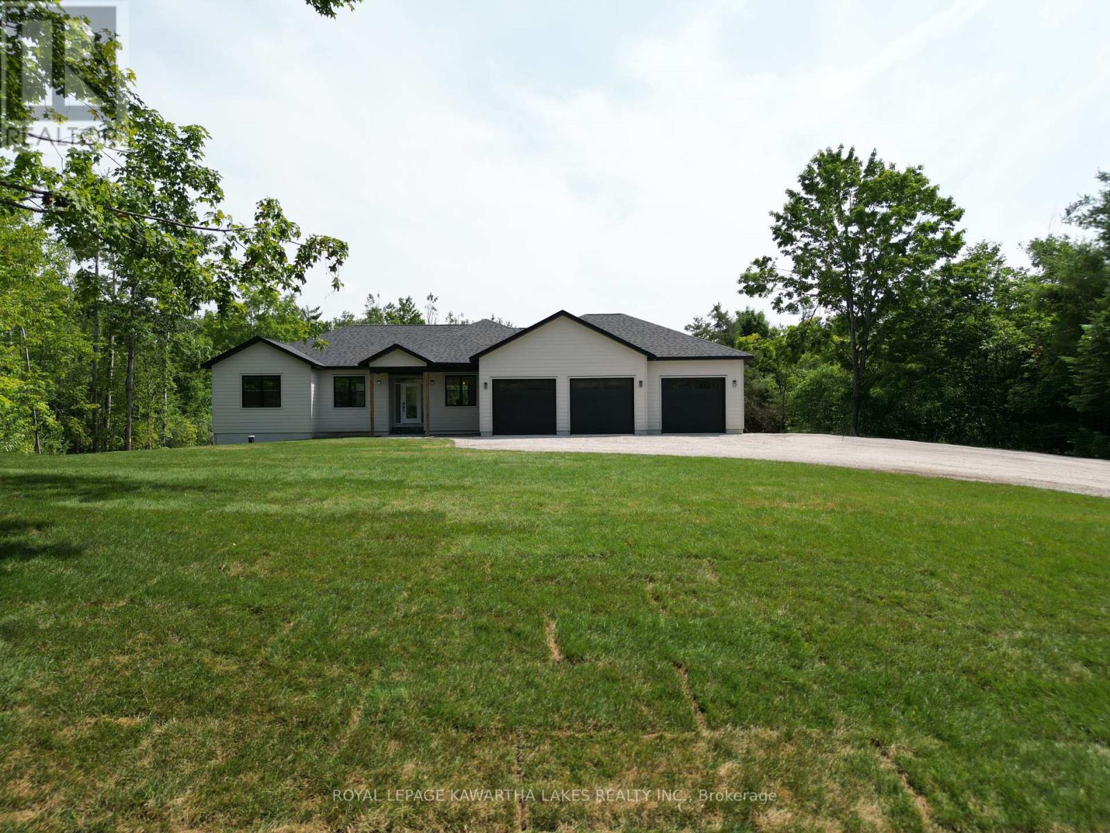 104 Moon Line Road N, Kawartha Lakes, Ontario  K0M 1A0 - Photo 40 - X12282266